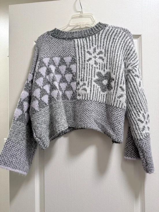 Sincerely Jules Cropped Patchwork Knit Sweater in Gray and Light Purple - Picture 5 of 7